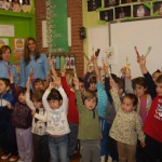 sesión informativa en escuelas
